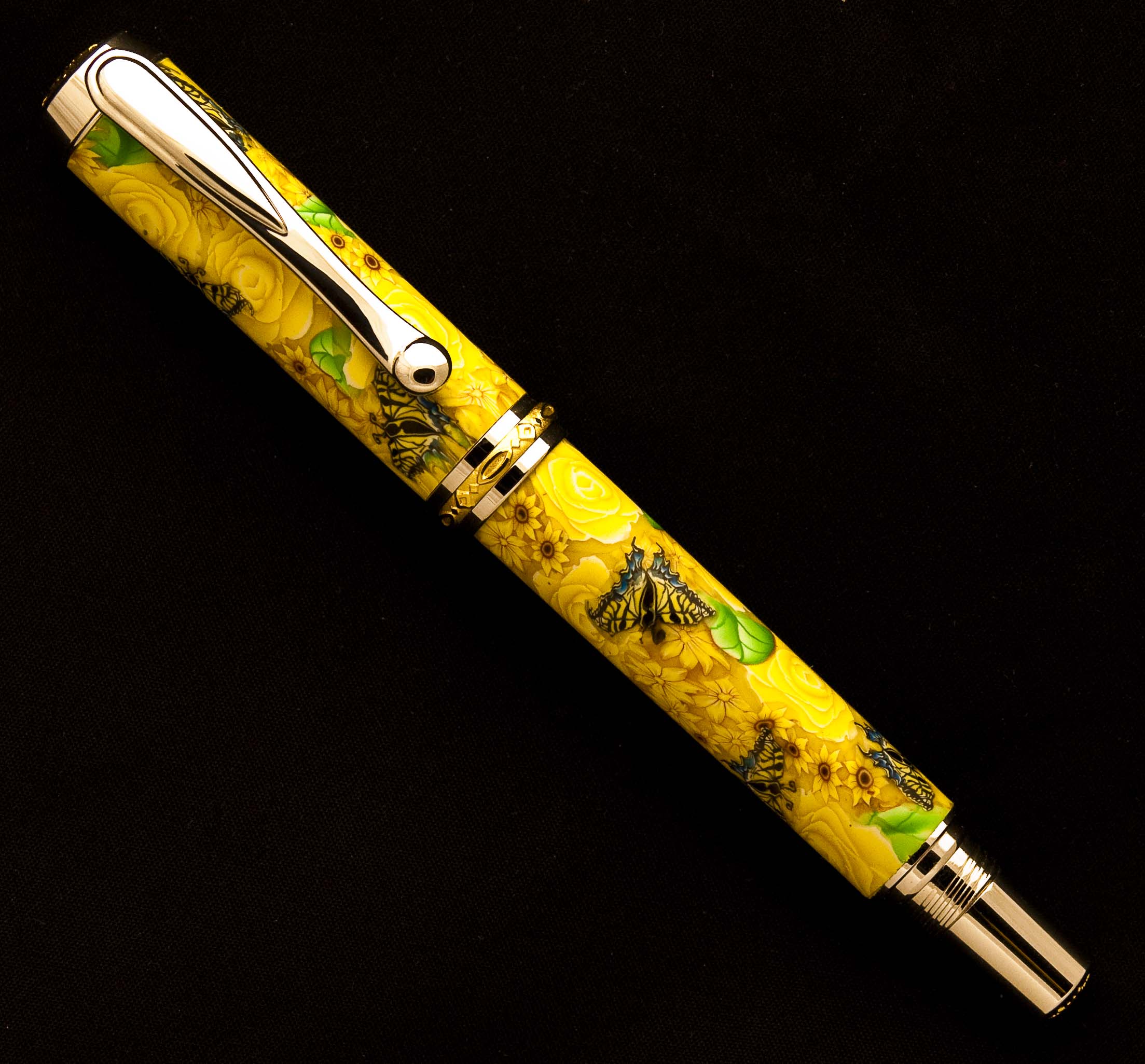 Toni's Yellow Roses Jr. Statesman