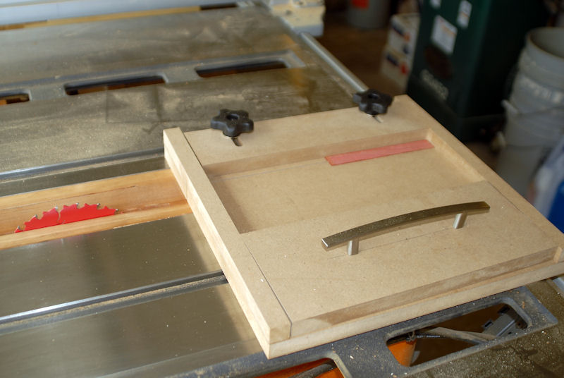 Veneer cutting jig