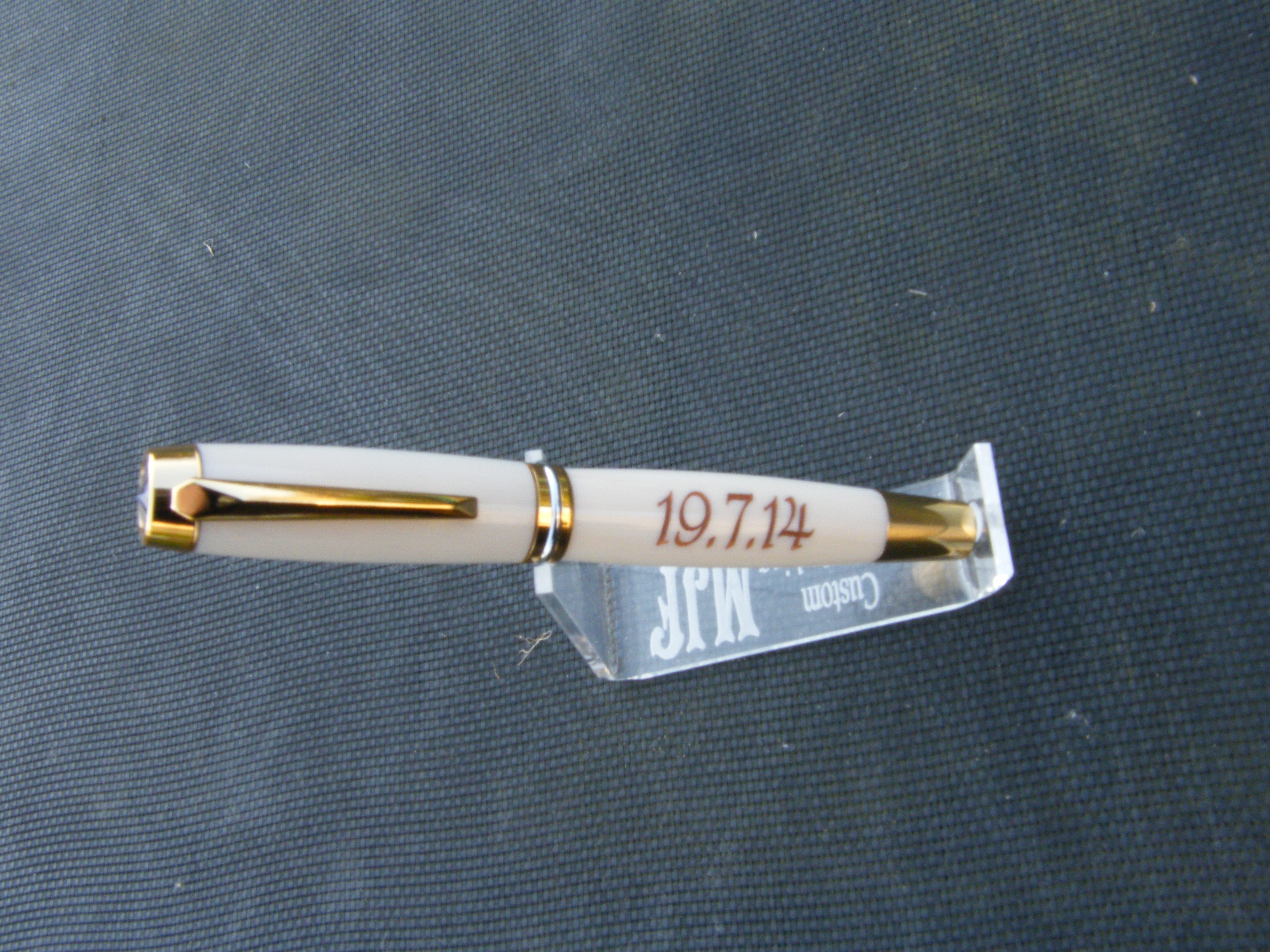 wedding pen