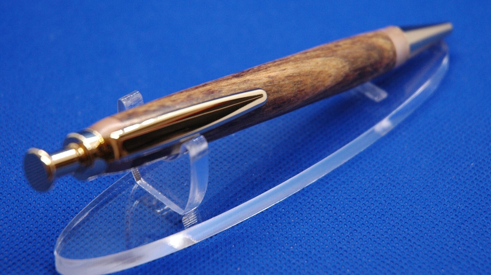 Wenge2.jpg
