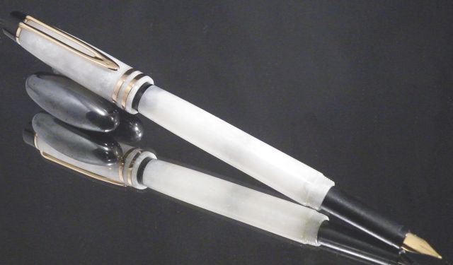 White and Black Acrylic Fountain pen