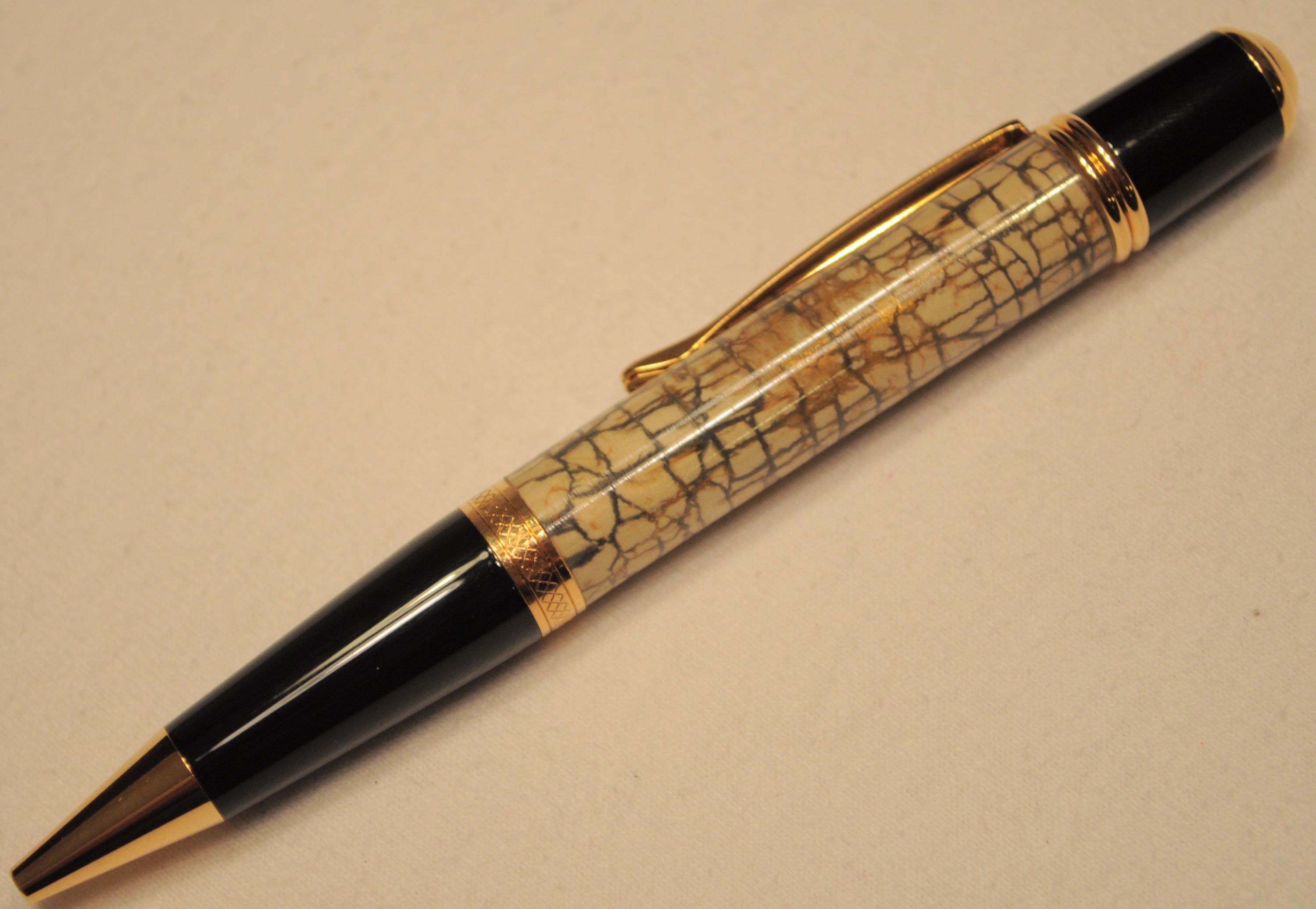 White Coconut Sierra Vista in Titanium Gold