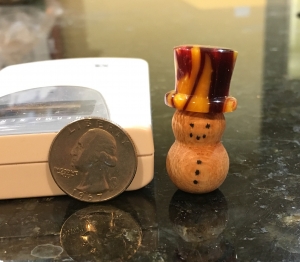 1_Tiny_snowman_-_showing_scale_-_Dec_2016.jpg