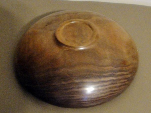 1_Wallnut_bowl_rolled_edge_3.jpg