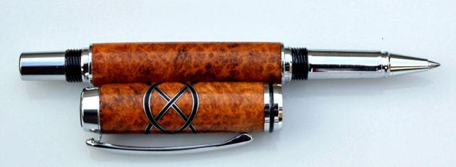 celtic_cross_on_a_rollerball_barron.jpg