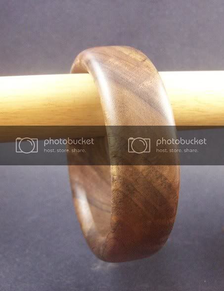 Walnut1_Bracelet.jpg