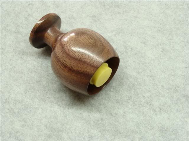 Wineglassstopper2.jpg