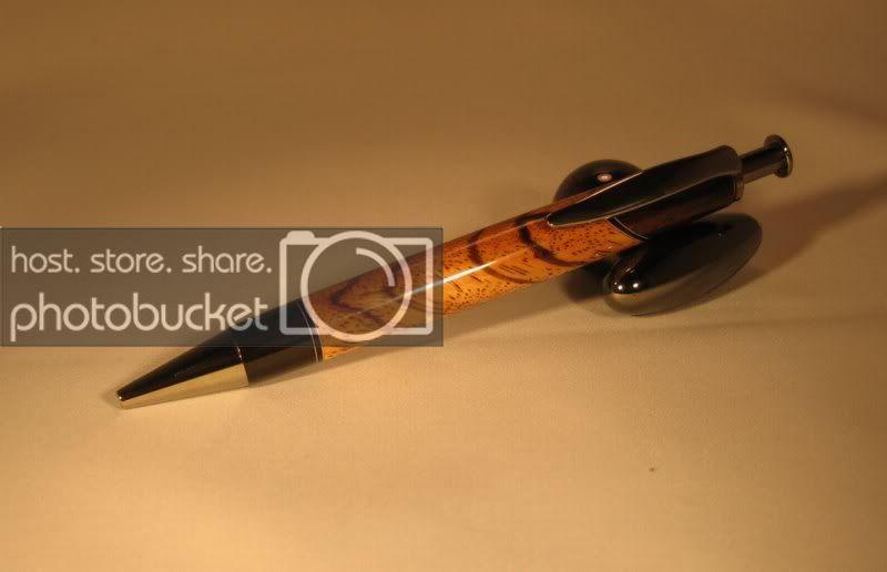 pens010800x600.jpg