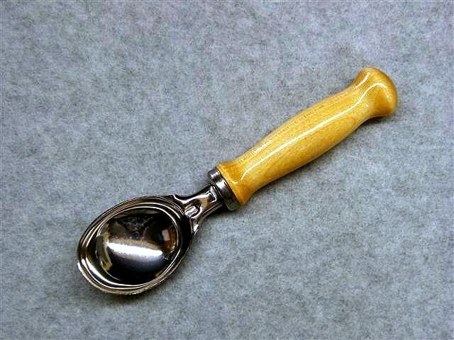 IcecreamScoop2Small.jpg