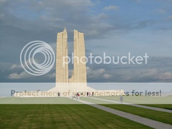 Canadian_Vimy_Ridge_Memorial.jpg